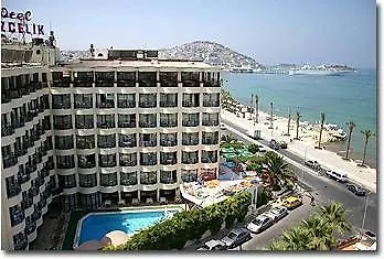 Ozcelik Hotel Kusadasi 4*,